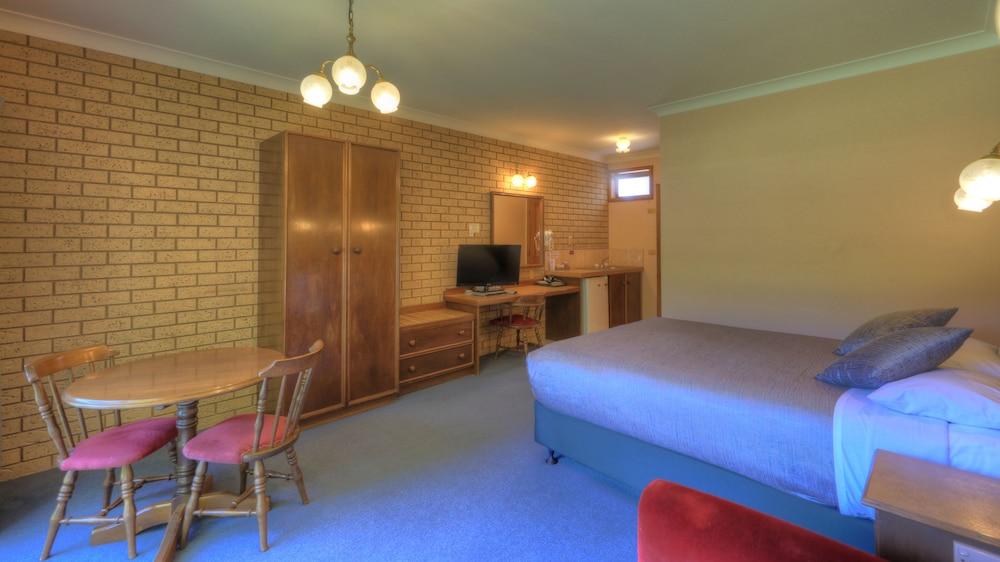 Barrass John Bright Motor Inn Extérieur photo